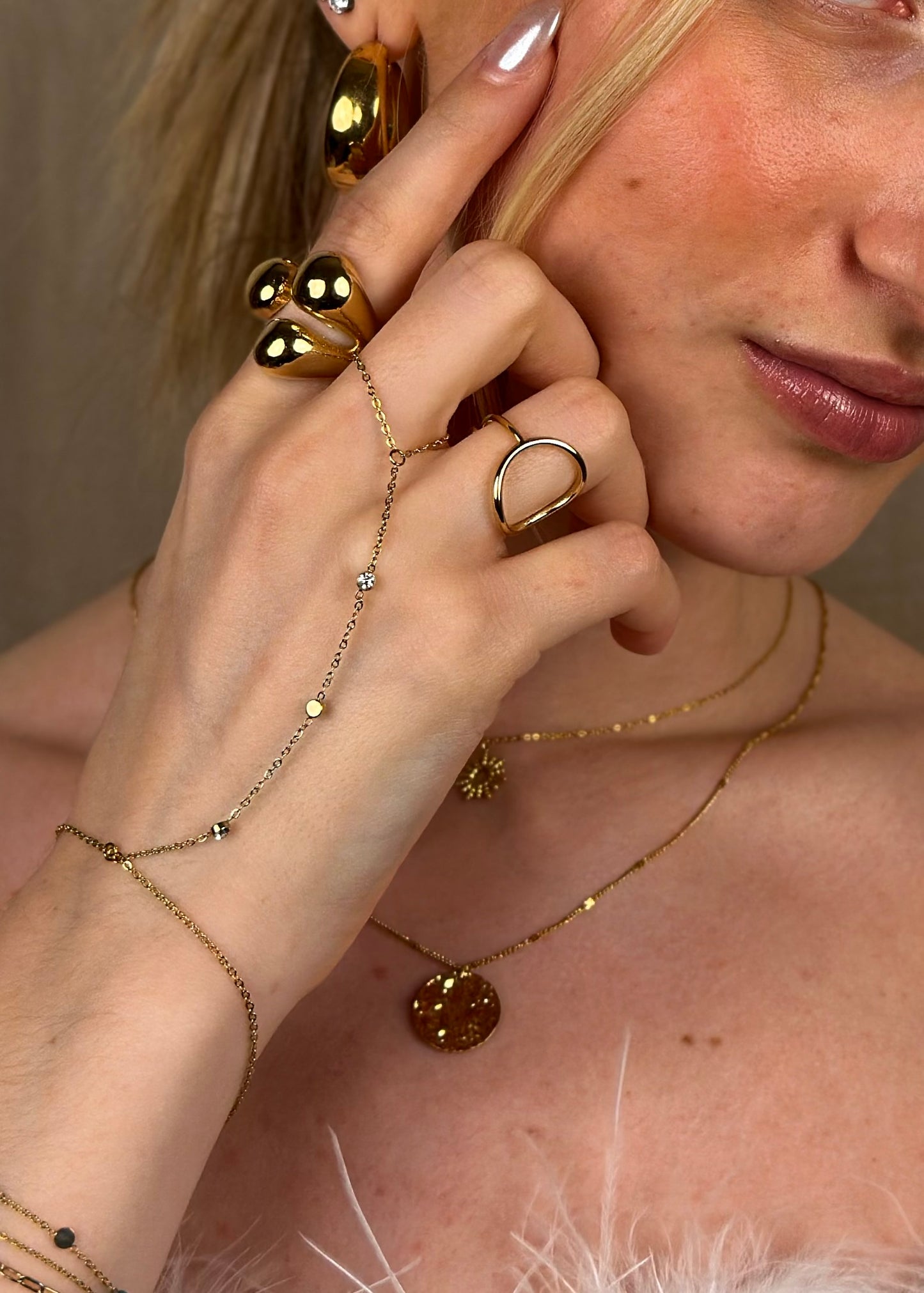 Bracelet de main Aura